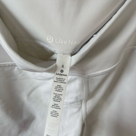 Lululemon Train Times Crop 21" White Size 6 Full On Luxtreme - Picture 4 of 8